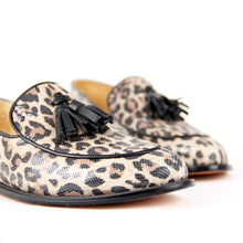 Cargar imagen en el visor de la galería, Mariana Animal Print